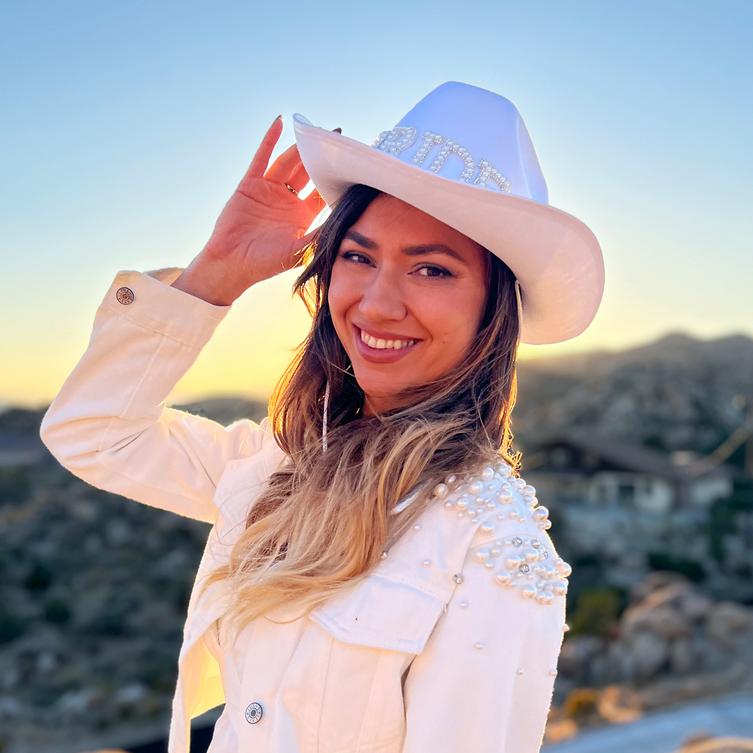 White bride cowboy hat