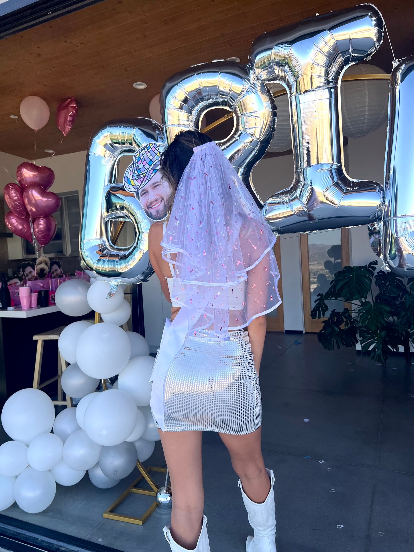Matching wedding veil design