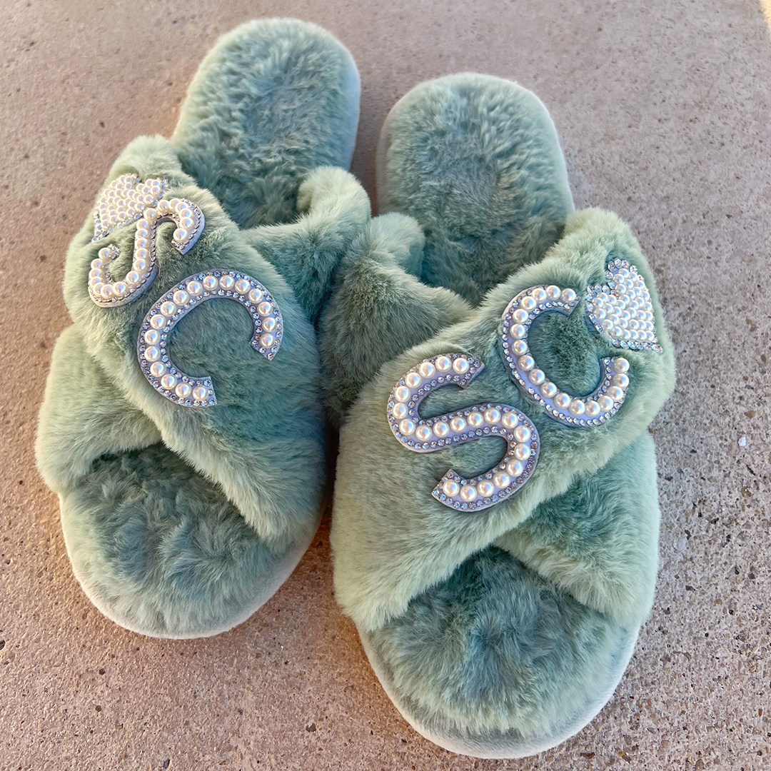 Customizable bridal slippers