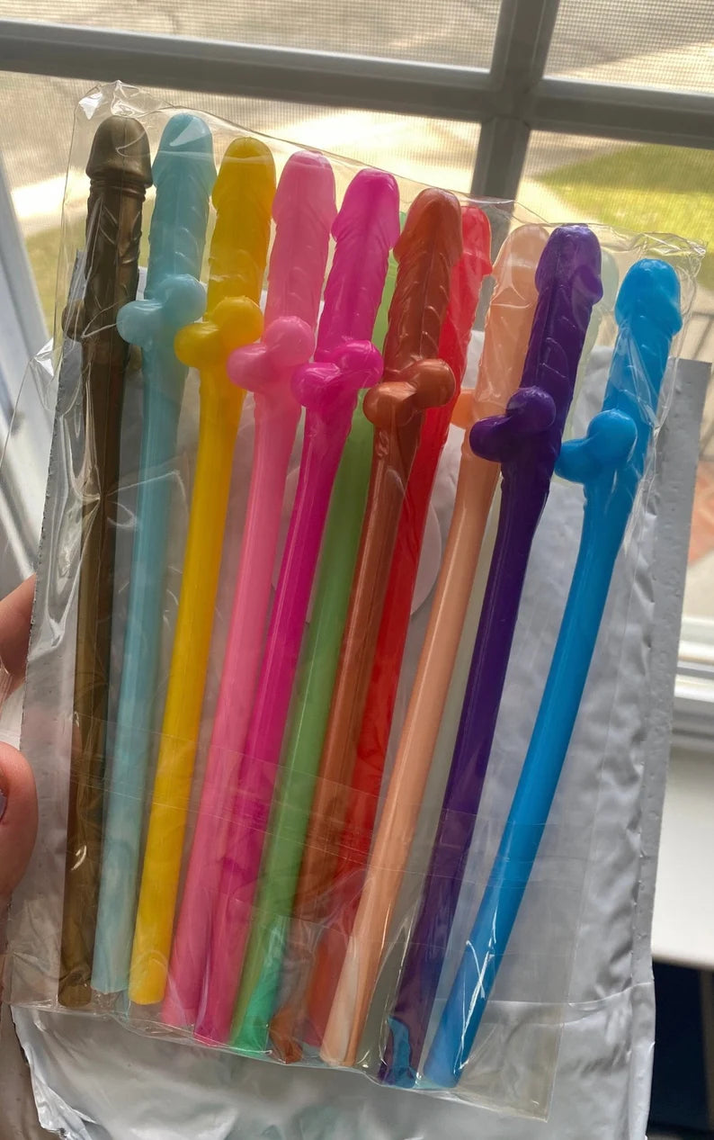 Creative straws for wedding celebrations