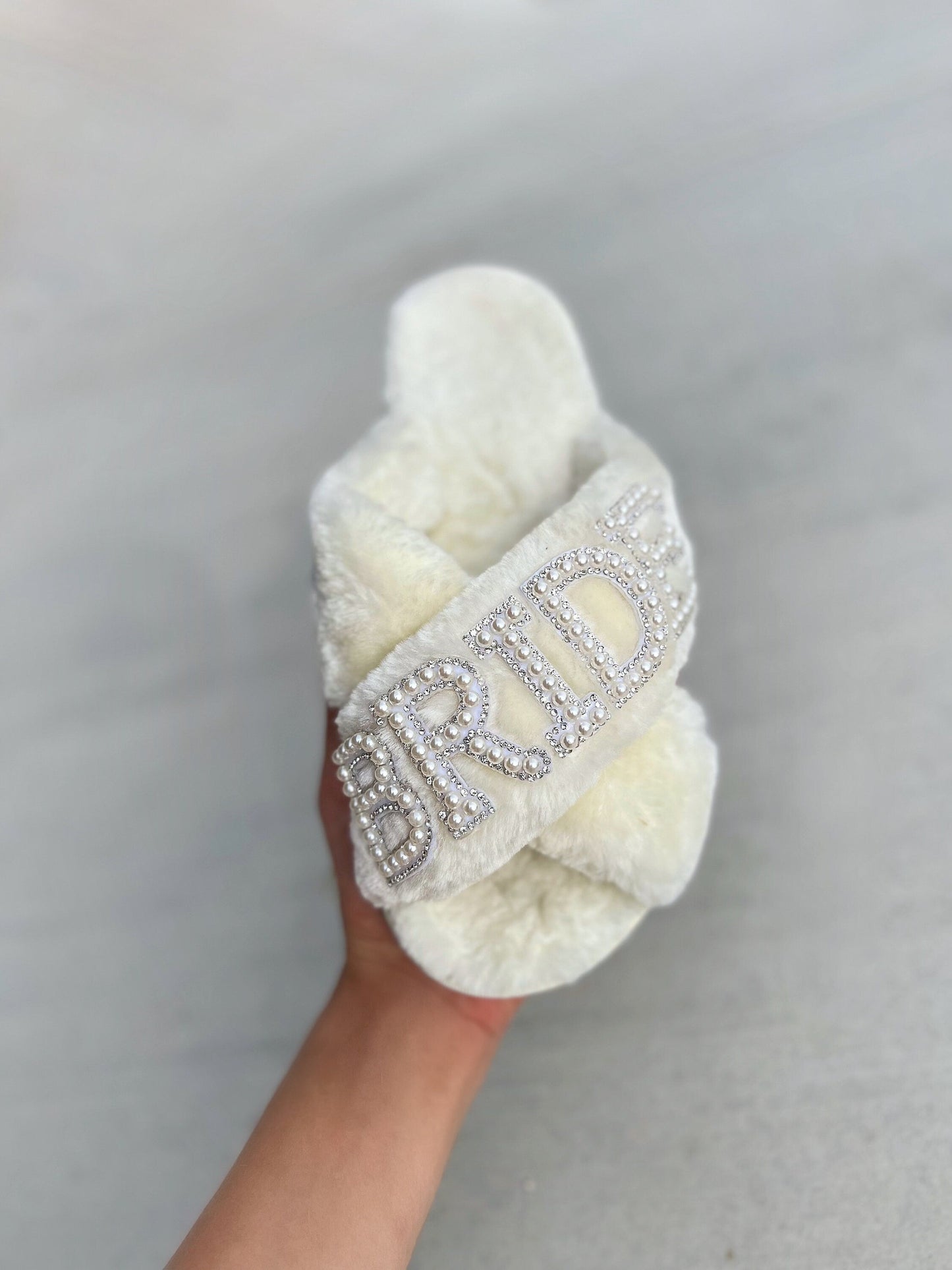 Customizable bridal slippers